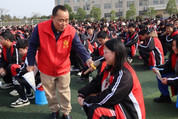 常德新德才職業(yè)學(xué)校,常德新德才,常德招生就業(yè),電子商務(wù)專(zhuān)業(yè)學(xué)校,專(zhuān)業(yè)學(xué)校報(bào)考哪里好